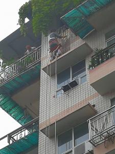 瀘州小區外墻高空清洗工程